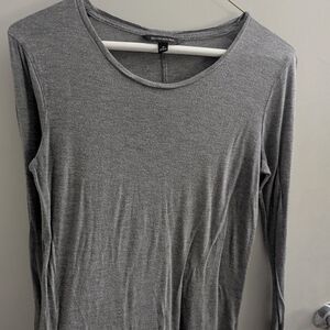 Banana Republic Small Gray Long Sleeve Top Basics Layer Fall Winter EUC Normcore